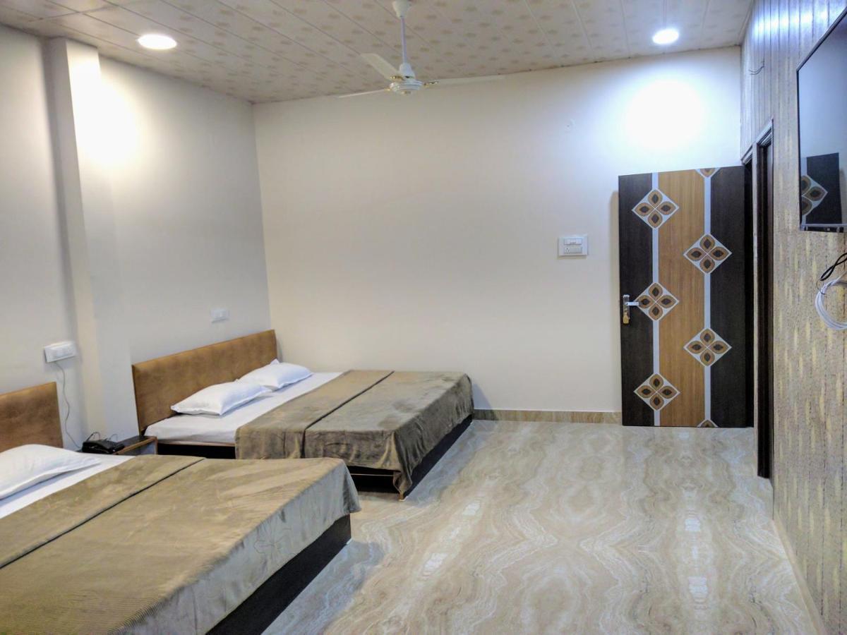 Mye Homestay 1 Near Golden Temple Amritszár Kültér fotó